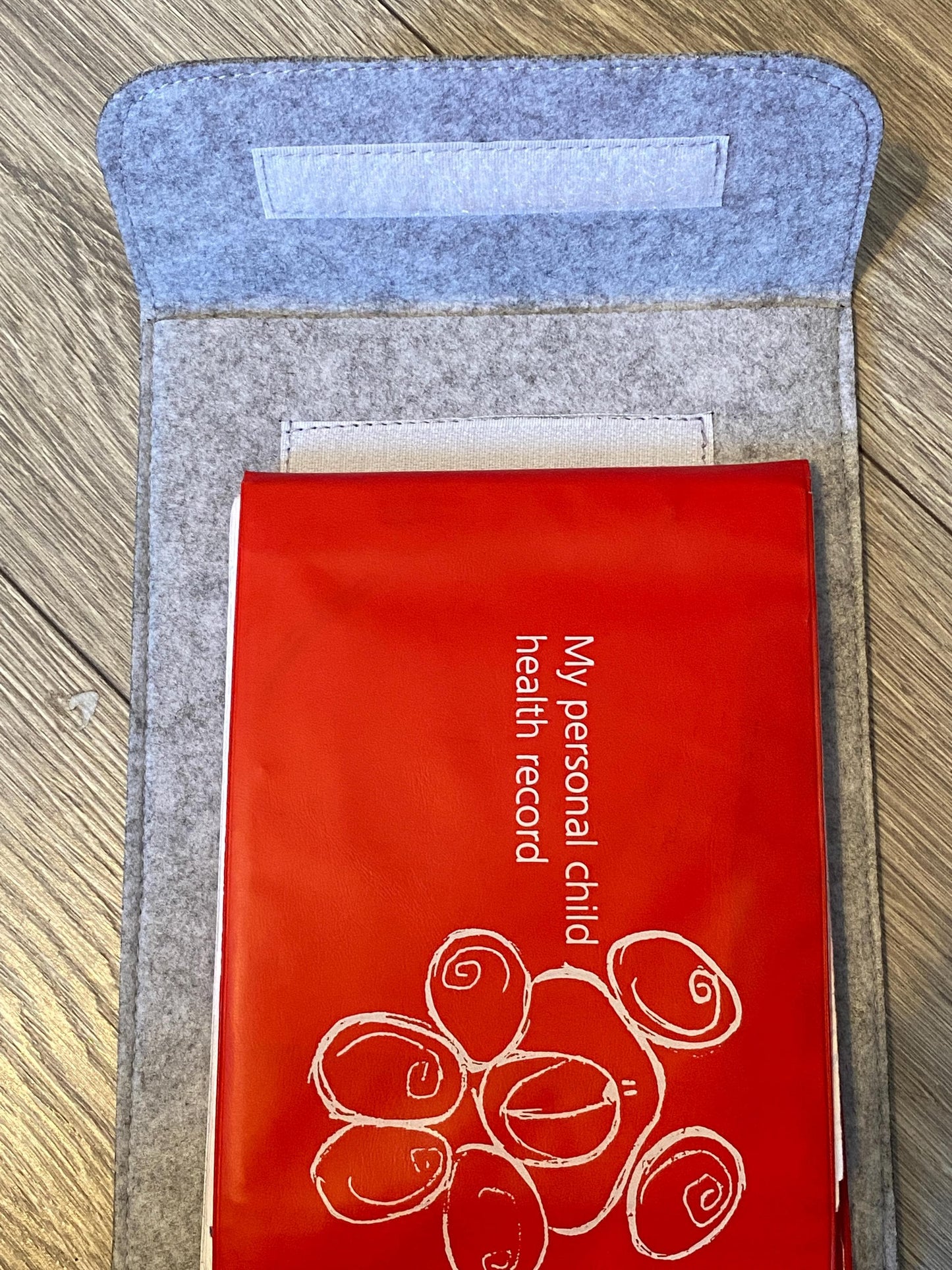 Personalised hand drawn giraffe baby red book cover, grey wallet, folder for baby’s red book, medical notes, letters, gift for new Parents.